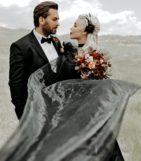 Couple Black Twinning post thumbnail